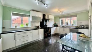 Photo 17- click for photo gallery